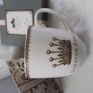 World Market 2014 Downton Abbey Crown Ceramic Mug Gold White with box